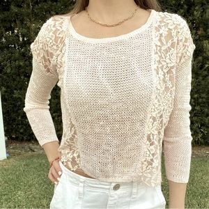 Abercrombie Kids open knit long sleeve sweater. SIZE LARGE KIDS